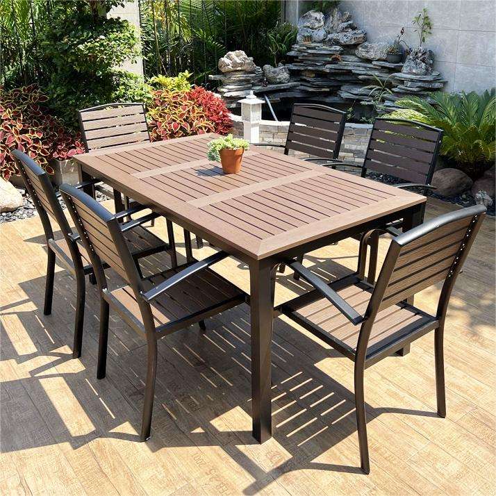 bàn ghế gỗ nhựa để ngoài trời