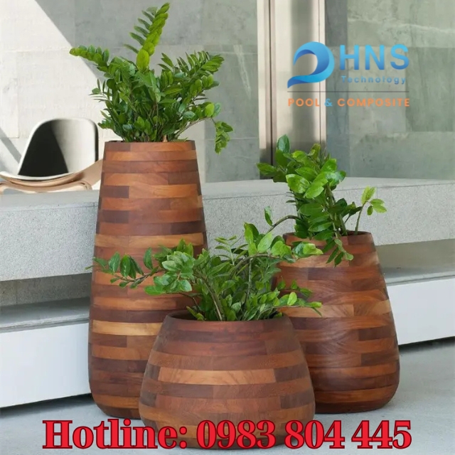 chậu cây composite sân vườn