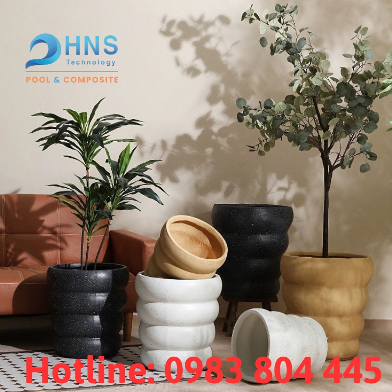 chậu cây sợi thủy tinh trang trí phòng khách