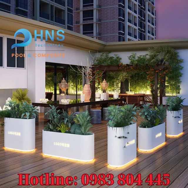 chậu composite trang trí nhà hàng