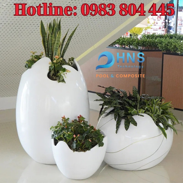 chậu hoa composite trang trí trung tâm thương mại