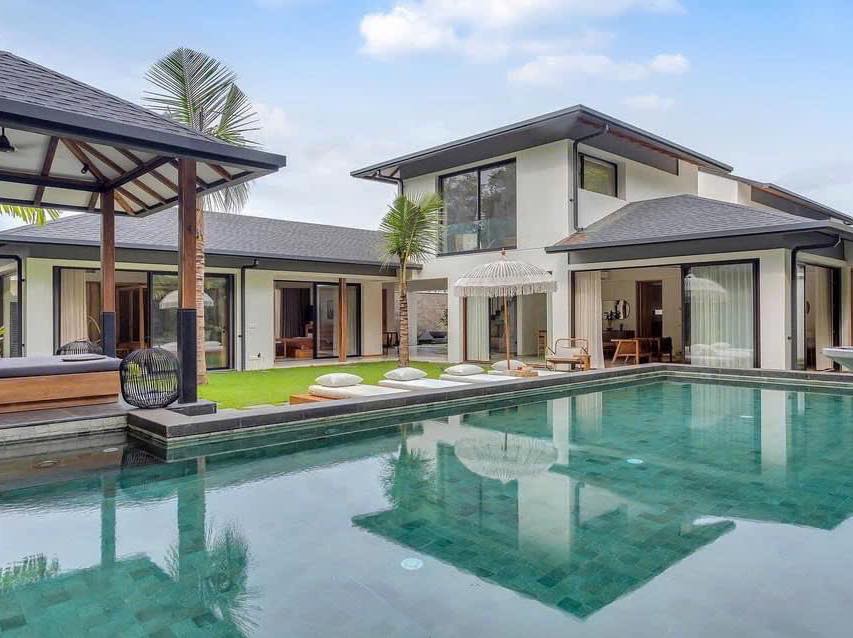 chi phí xây dựng hồ bơi gia đình