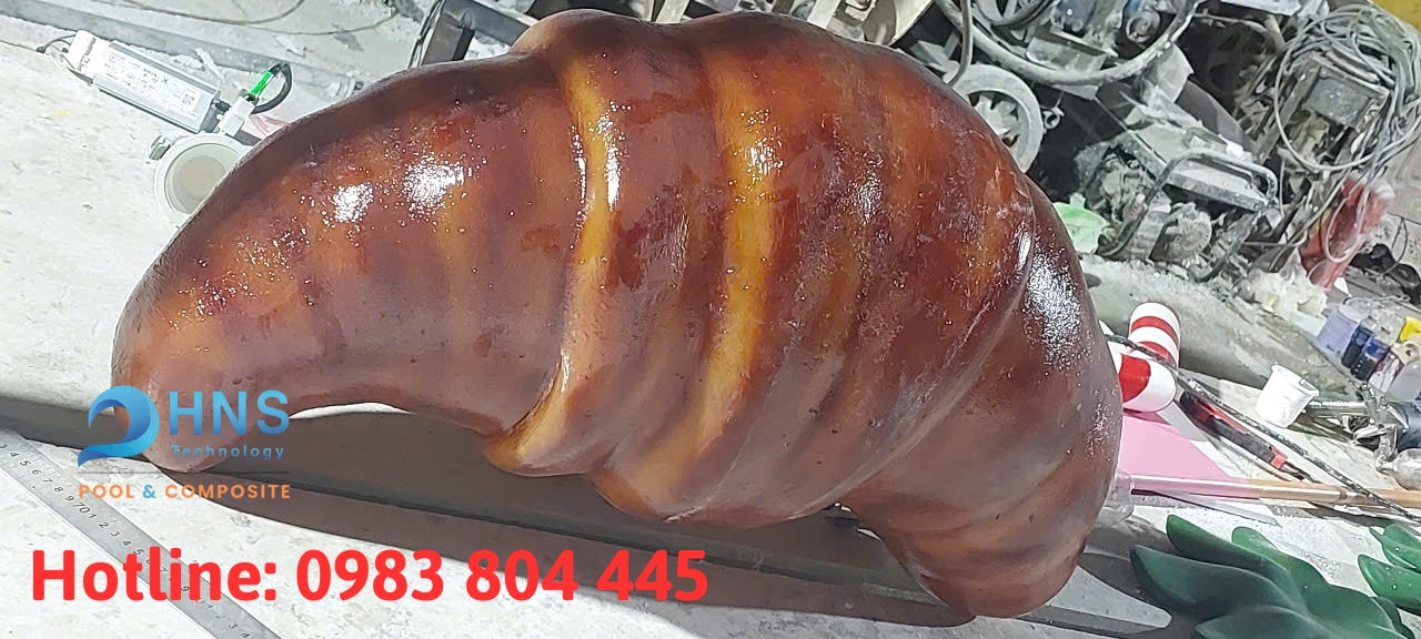 mô hình bánh bằng composite trang trí cửa hàng