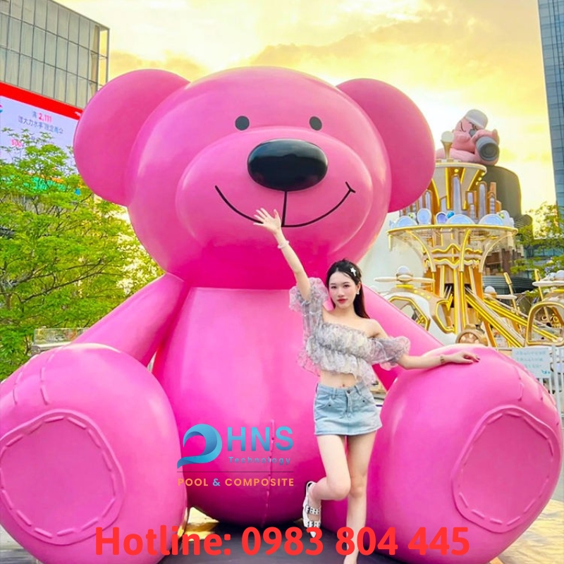 mô hình gấu hồng nhựa composite