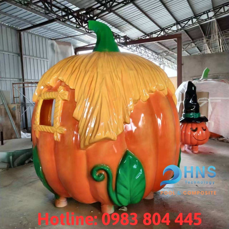 tượng nhà bí ngô composite