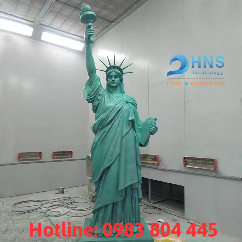tượng nữ thần tự do bằng composite bằng sợi thuỷ tinh