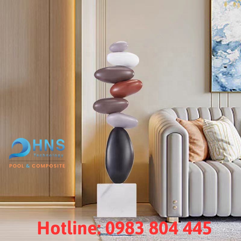 tượng trang trí đá cuội xếp chồng