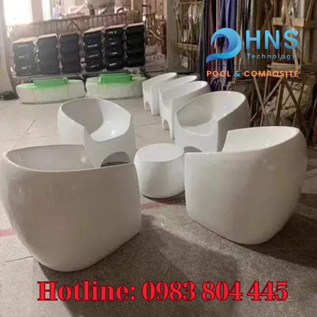 xưởng sản xuất bàn ghế composite theo yêu cầu